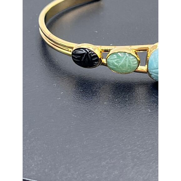 Scarab Gemstone Five Insect Beetle
Agate Onyx chalcedony Cuff bracelet - Picture 5 of 8